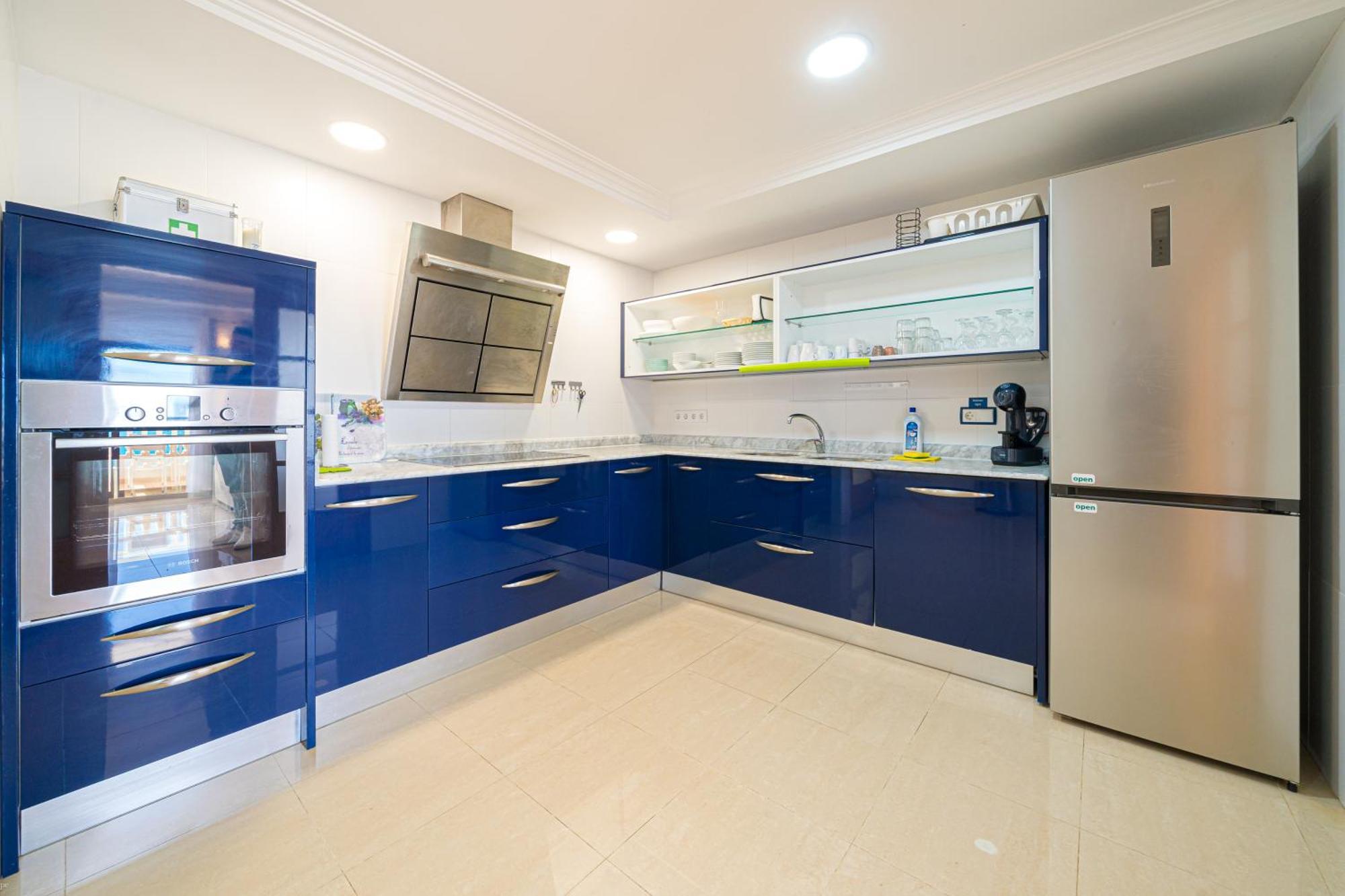 Front Line Apartment Jakarta 2 坎佩略 外观 照片